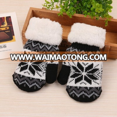 Hot Sell Wholesale Knit Gloves One Size Fits all Winter Gloves Knit Baby Mittens